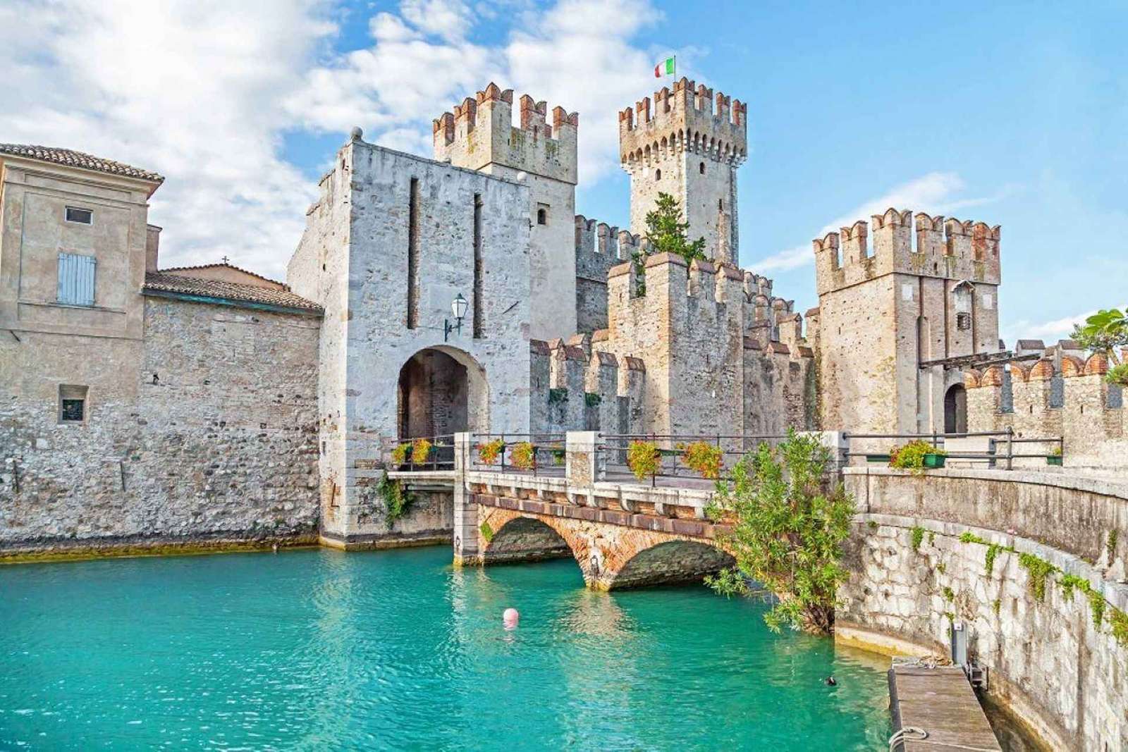 Au départ de Venise : Vérone, Sirmione et le lac de Garde avec croisière en bateau
