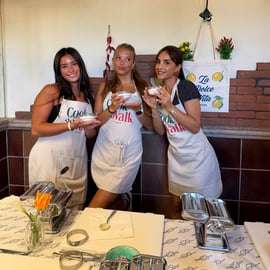 Cours de cuisine pâtes et tiramisu à Venise, chef local