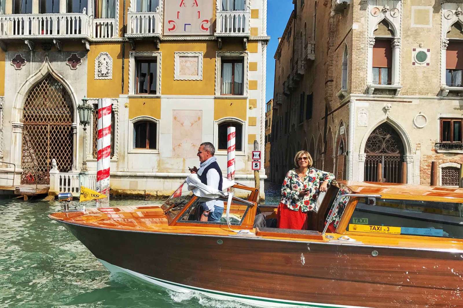 Venise : Transfert privé de la gare en bateau-taxi