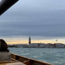 Croisière au coucher du soleil à Venise en bateau en bois