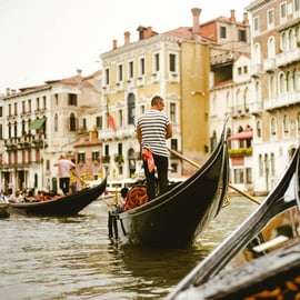 VENISE : Tour en gondole avec guide local
