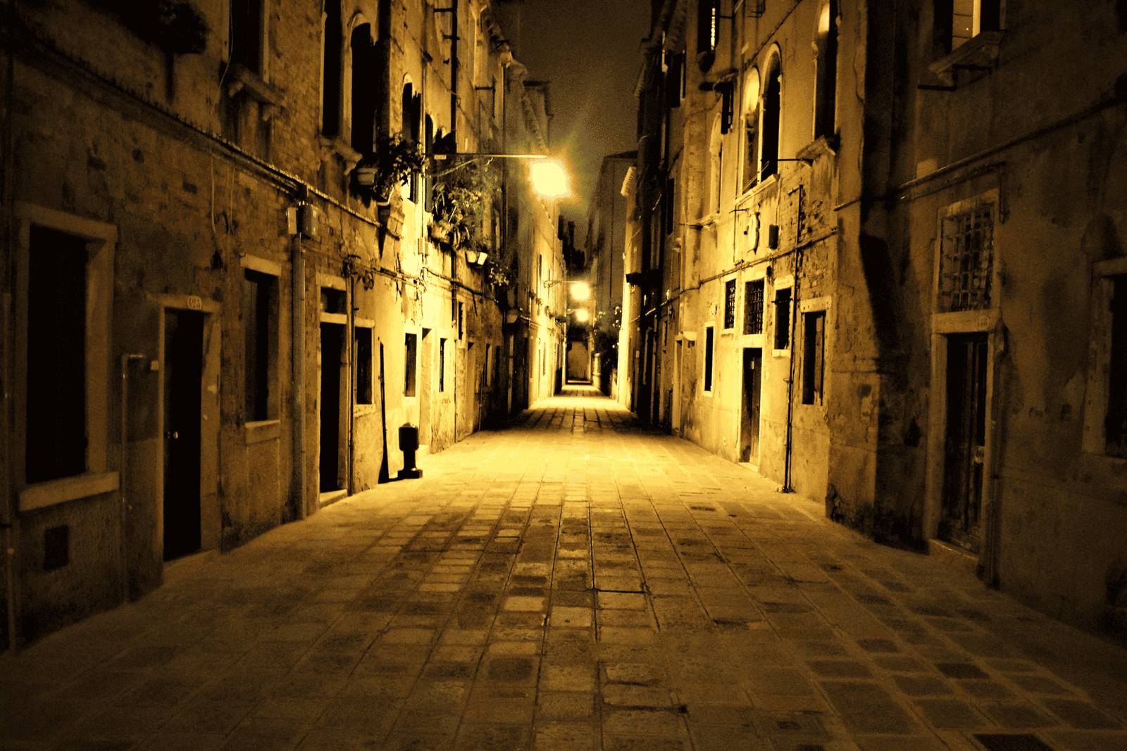 Venise : Histoires mystérieuses de fantômes et de meurtres