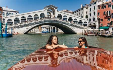Bateau-taxi privé aéroport Venise : jusqu'à votre hôtel