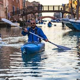 Venise : Excursion en kayak au coucher du soleil dans les canaux