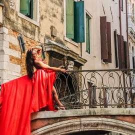 Séance photo à Venise en robe fluide, avec vidéo